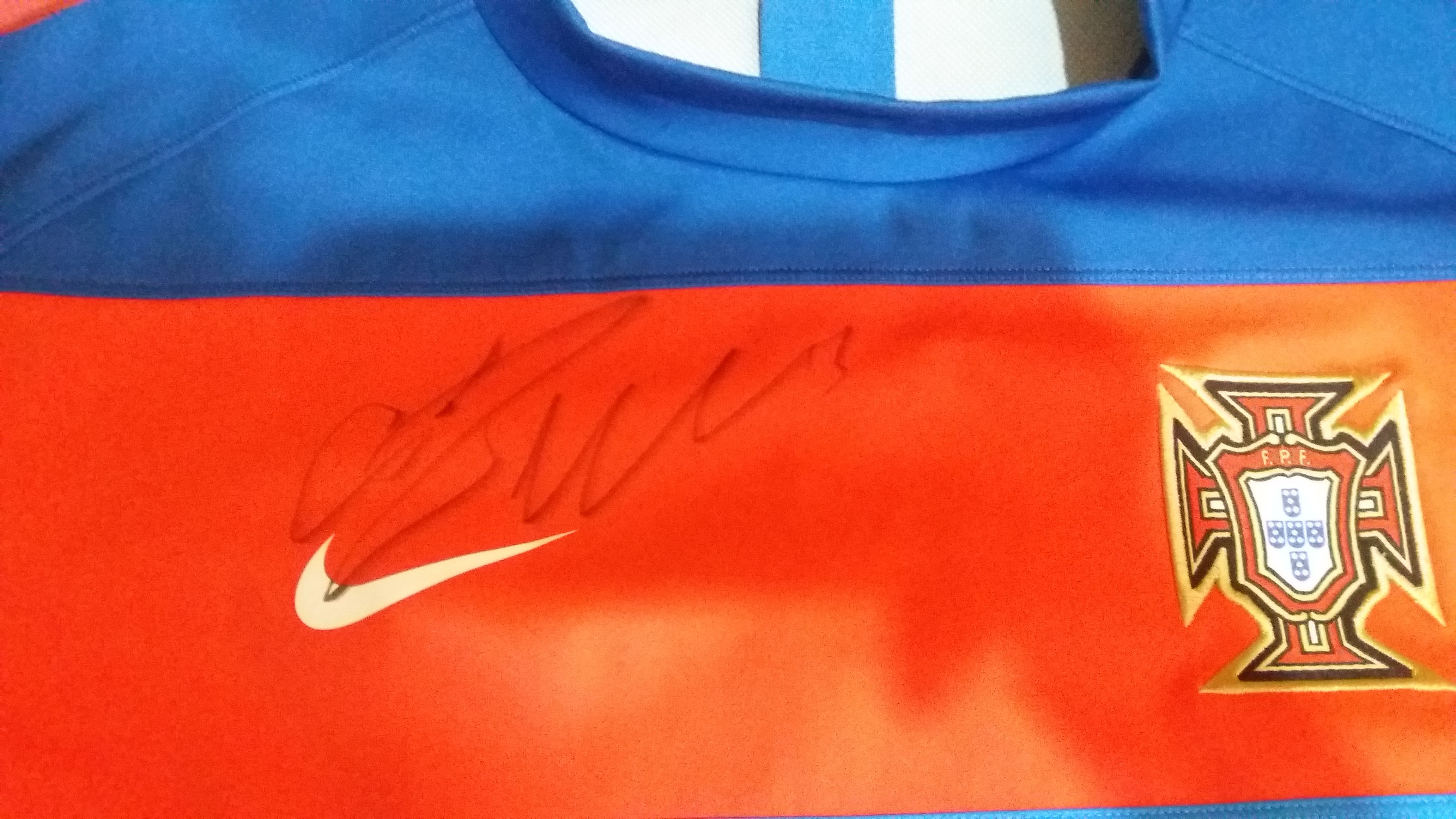 Camisa autografada Cristiano Ronaldo