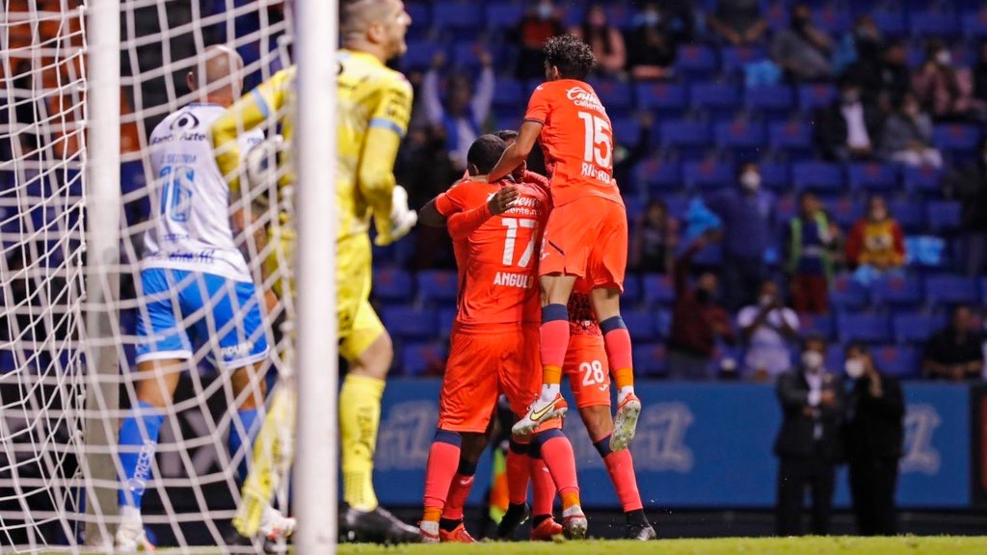 Bryan Angulo Puebla Cruz Azul Apertura 2021