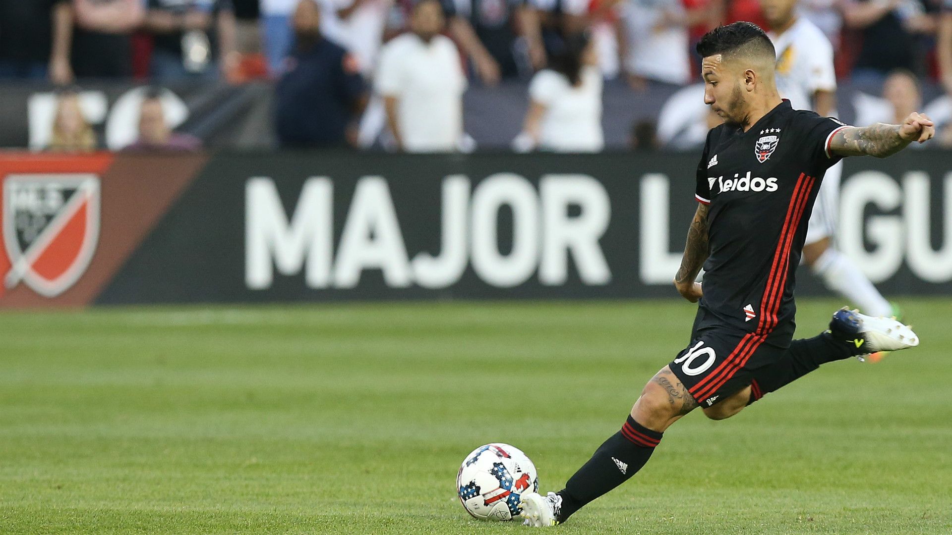 Luciano Acosta D.C. United