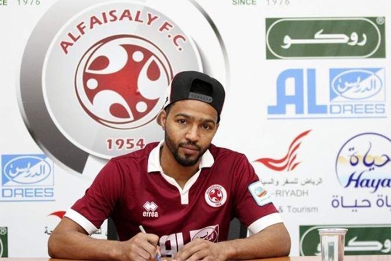 عمر عبد العزيز