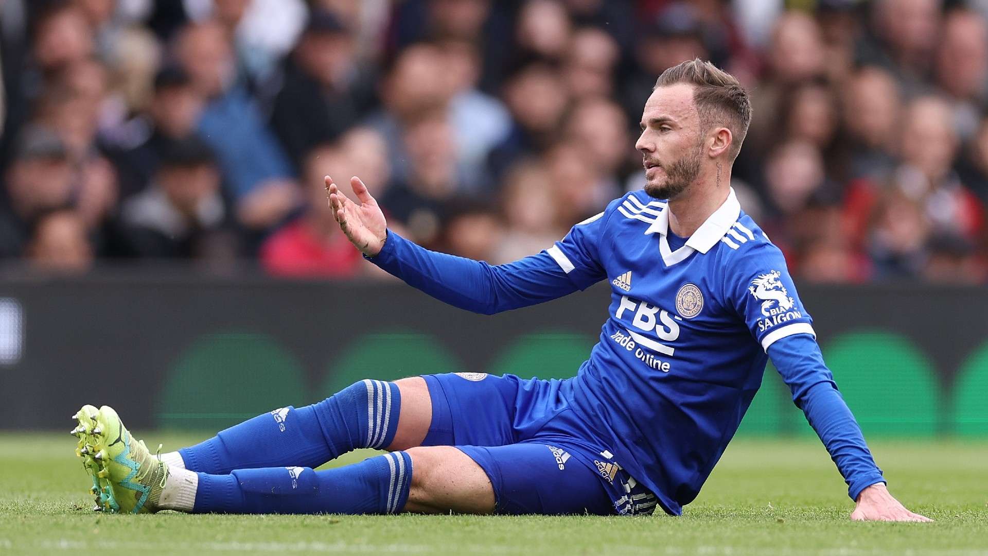 James Maddison Leicester 2022-23 on floor