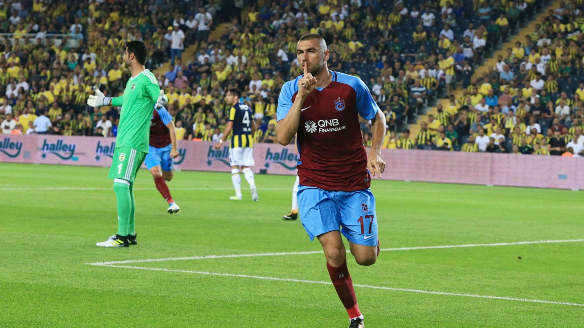 Burak Yilmaz Fenerbahce Trabzonspor 08202017