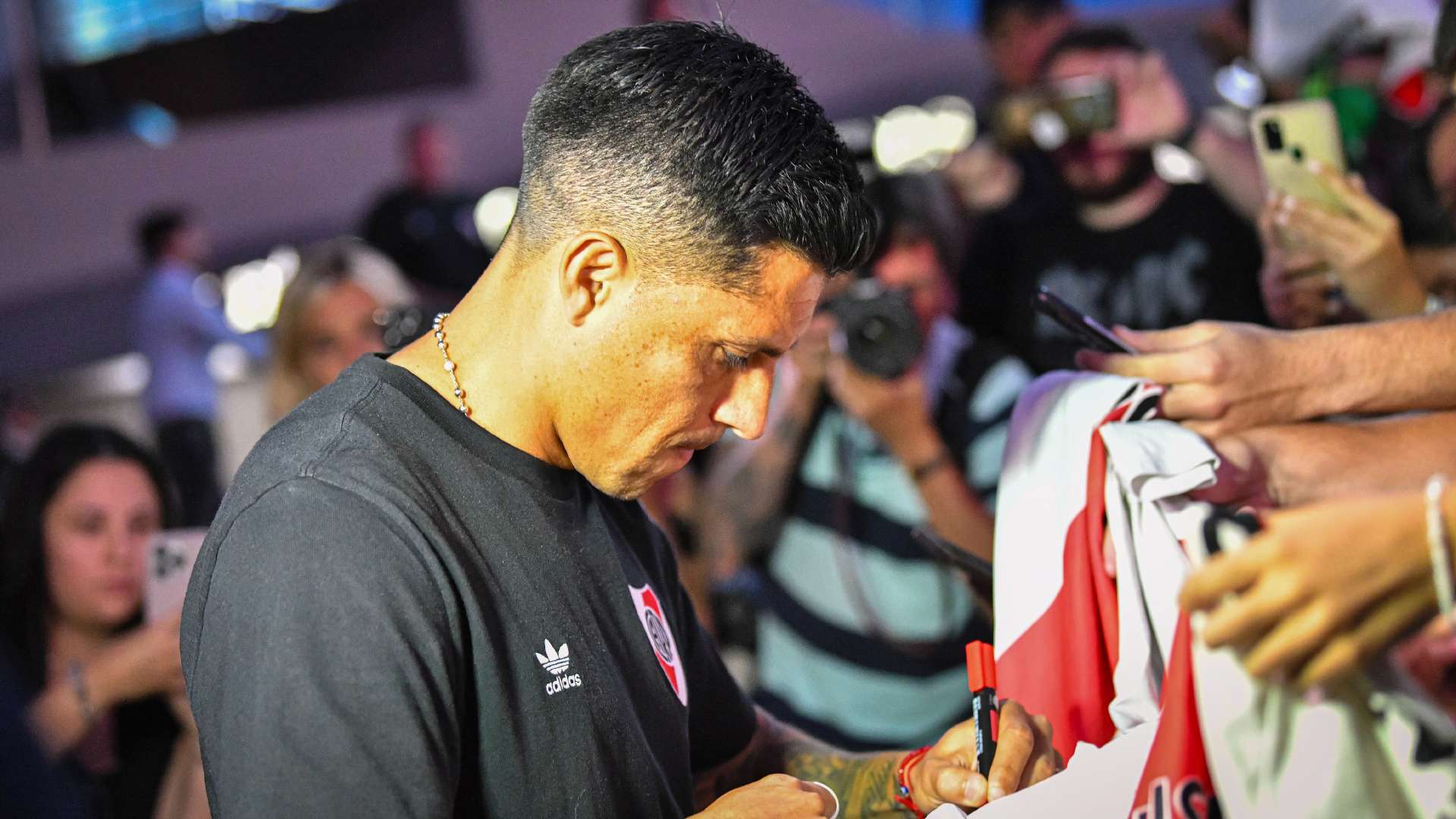 enzo perez river 2023