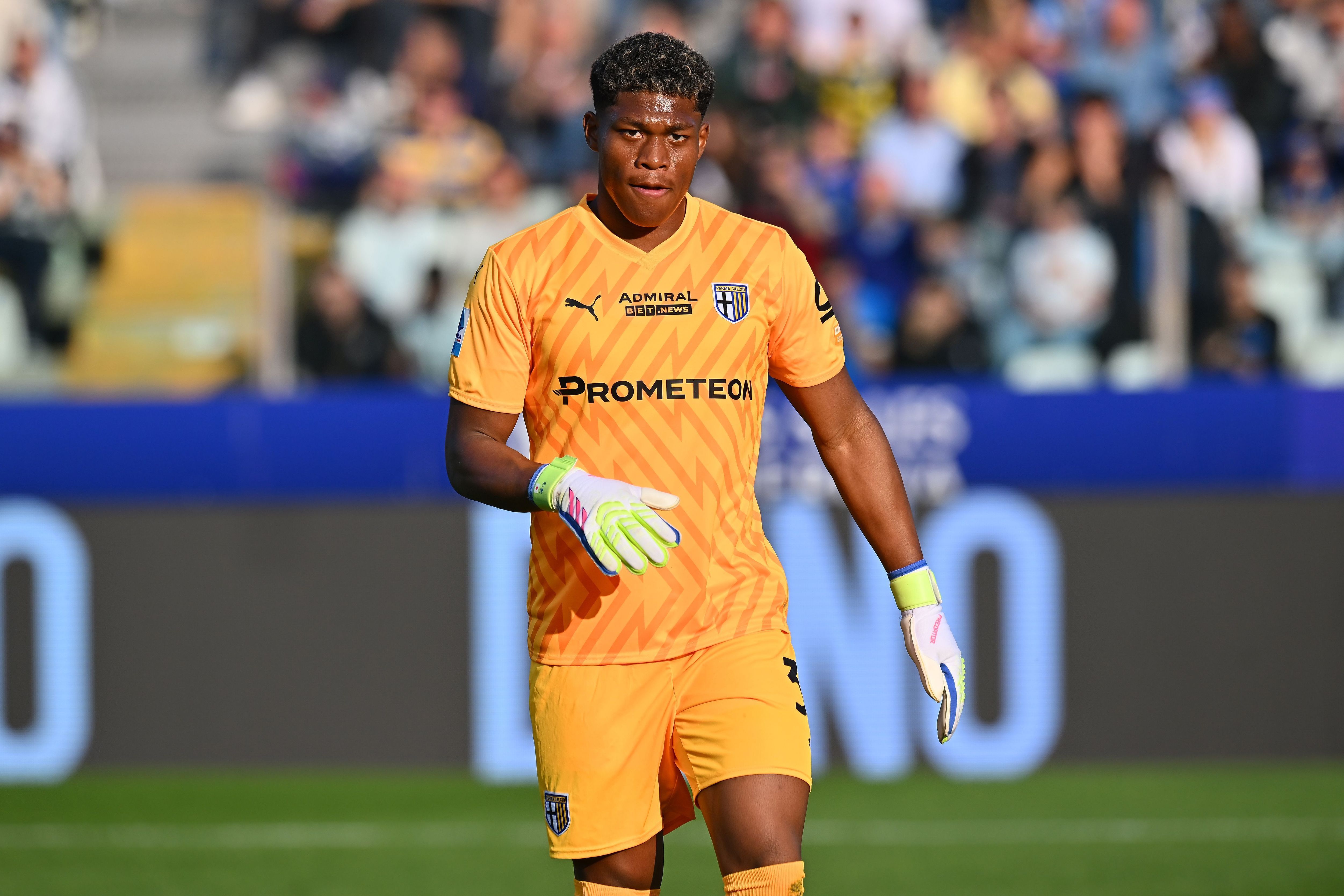 元イタリア代表GKが鈴木彩艶を絶賛「セリエAだけでなく欧州の舞台でも