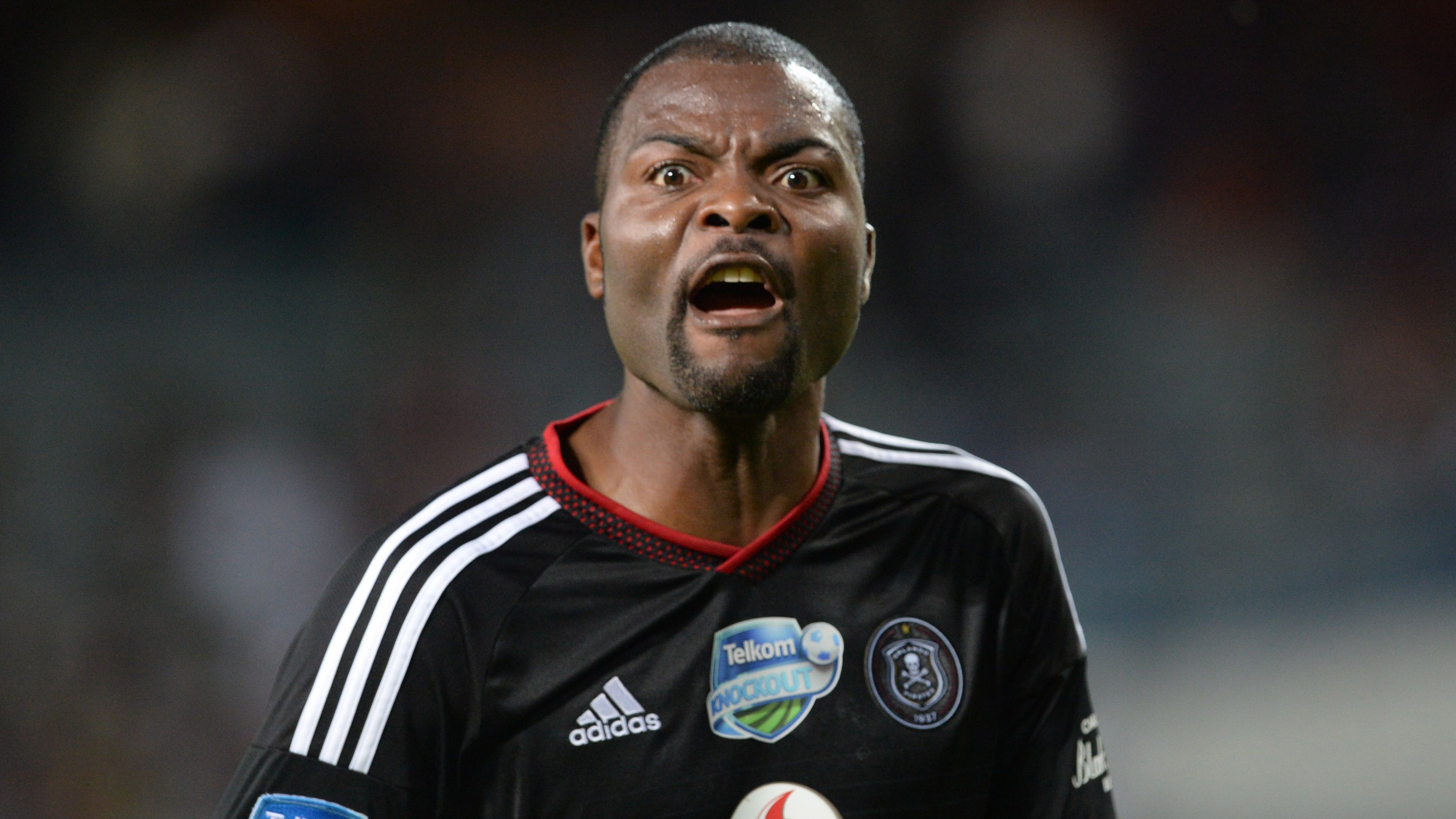 Rooi Mahamutsa, Orlando Pirates, February 2016.