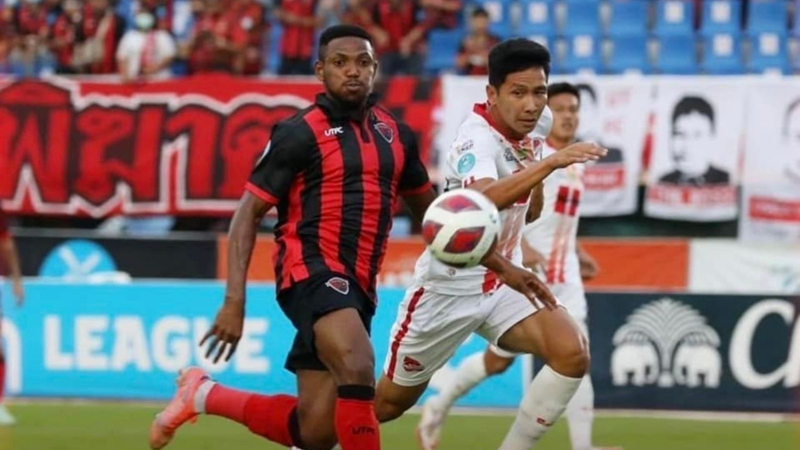 อุทัยธานี เอฟซี - ฉะเชิงเทรา ไฮเทค เอฟซี : 2022