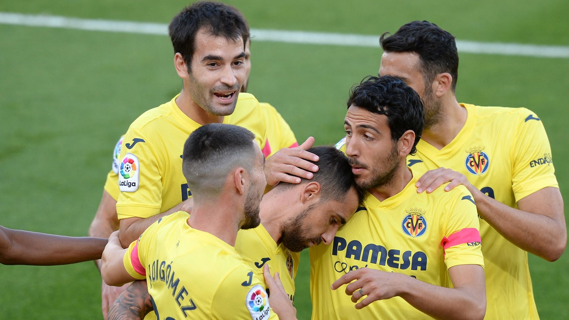 Parejo y Alcácer (Villarreal vs. Valencia)