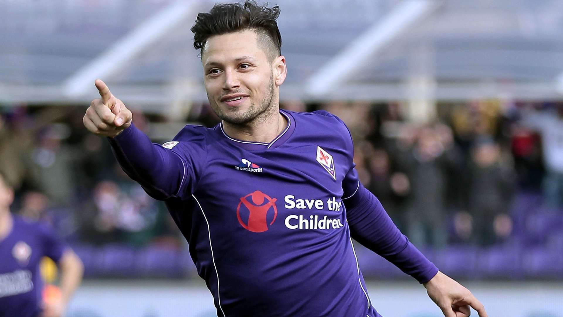 Mauro Zarate Fiorentina Verona