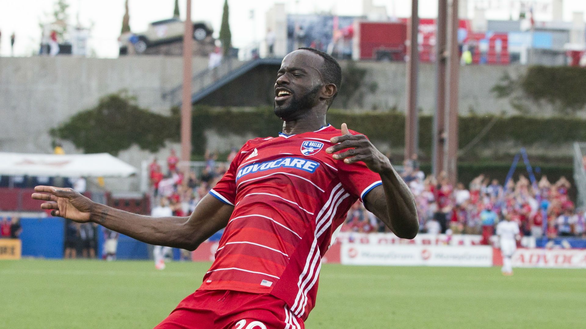 Roland Lamah FC Dallas MLS 060317