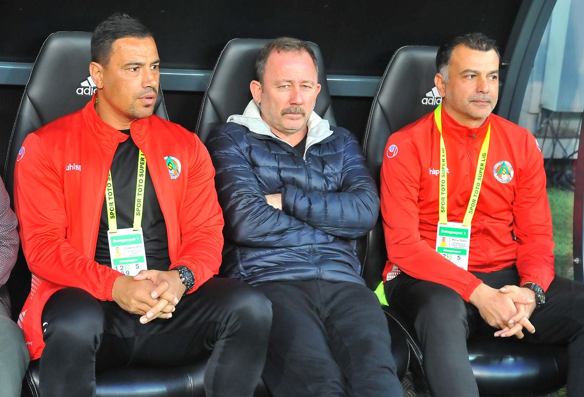 Cagdas Atan Sergen Yalcin Murat Sahin Besiktas