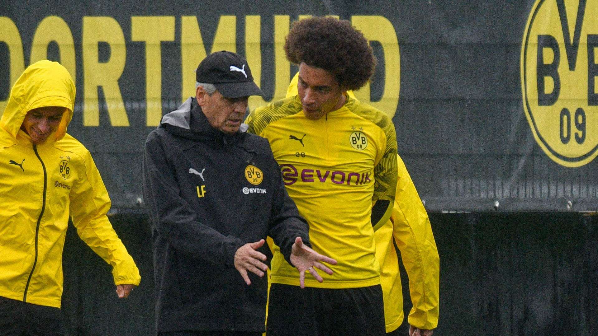 Lucien Favre Axel Witsel Borussia Dortmund BVB 2019
