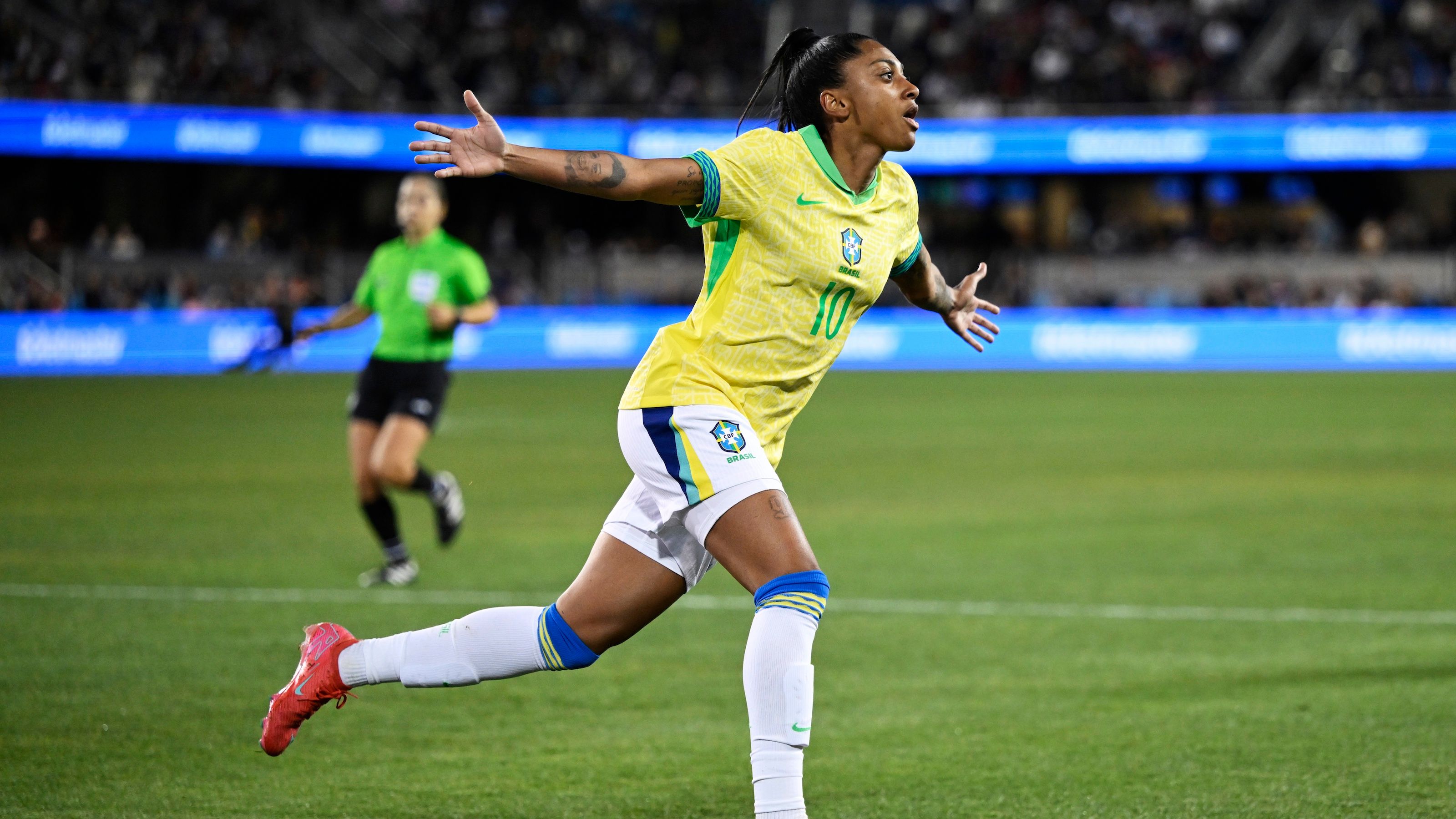 Kerolin Brazil vs USWNT