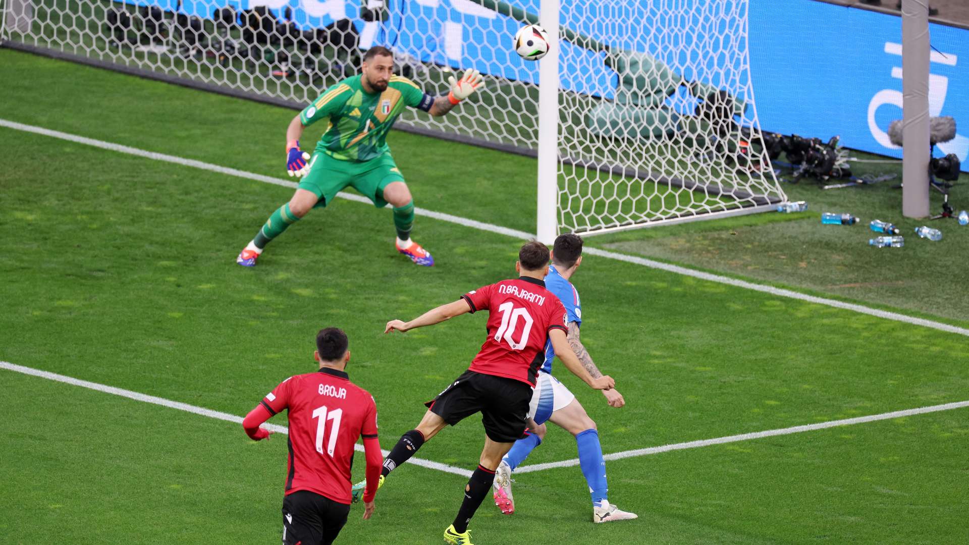 Bajrami Italia Albania