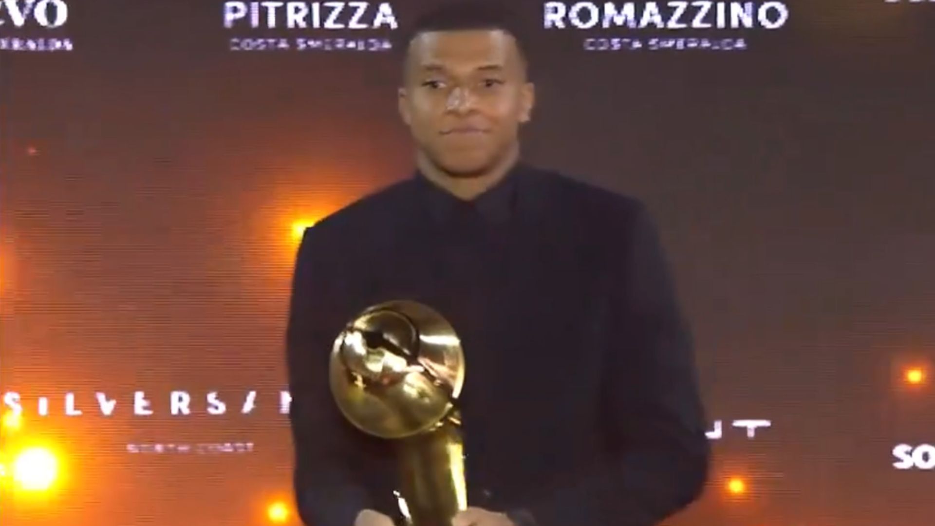 Mbappé Globe Soccer Awards