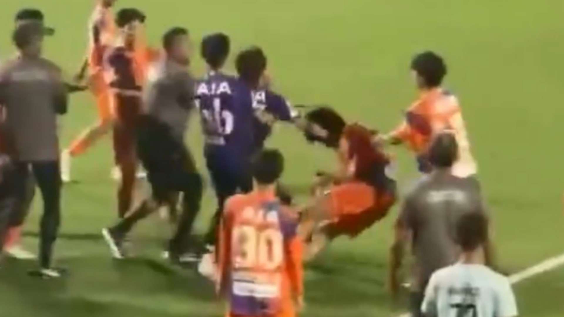 ตันจง ปาการ์ U21