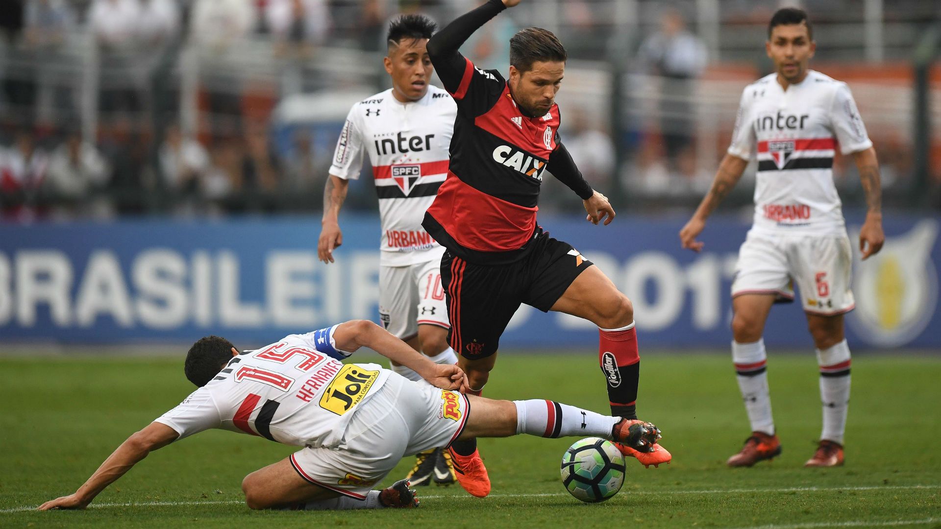 Hernanes Diego São Paulo Flamengo Brasileirão 29 10 2017
