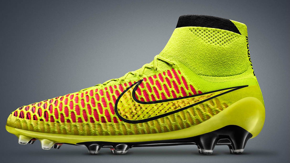 Nike Magista