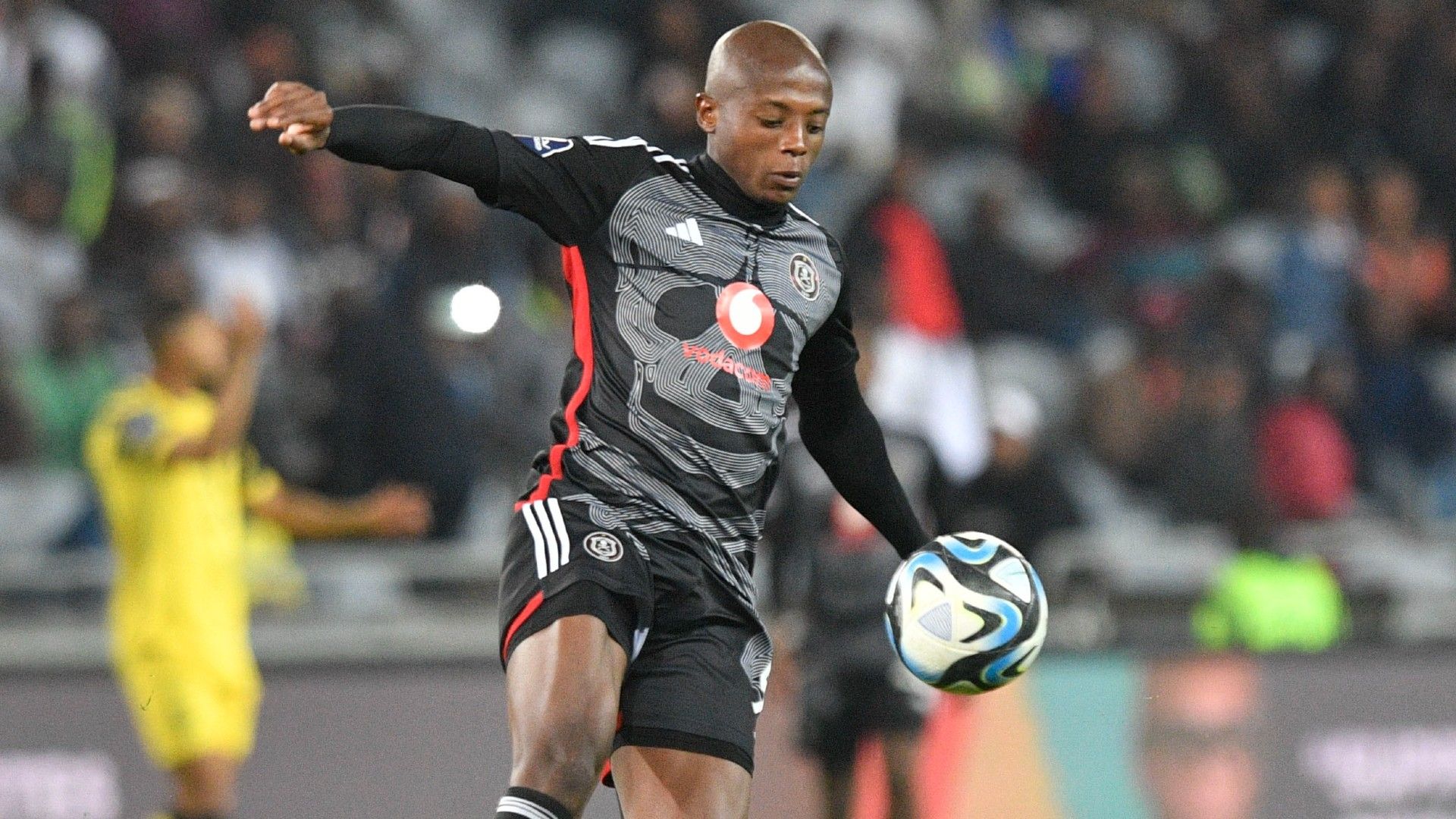 Zakhele Lepasa, Orlando Pirates
