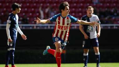 Sebastián Pérez Bouquet Chivas