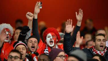 Fans Arsenal Monaco Champions League 25022015