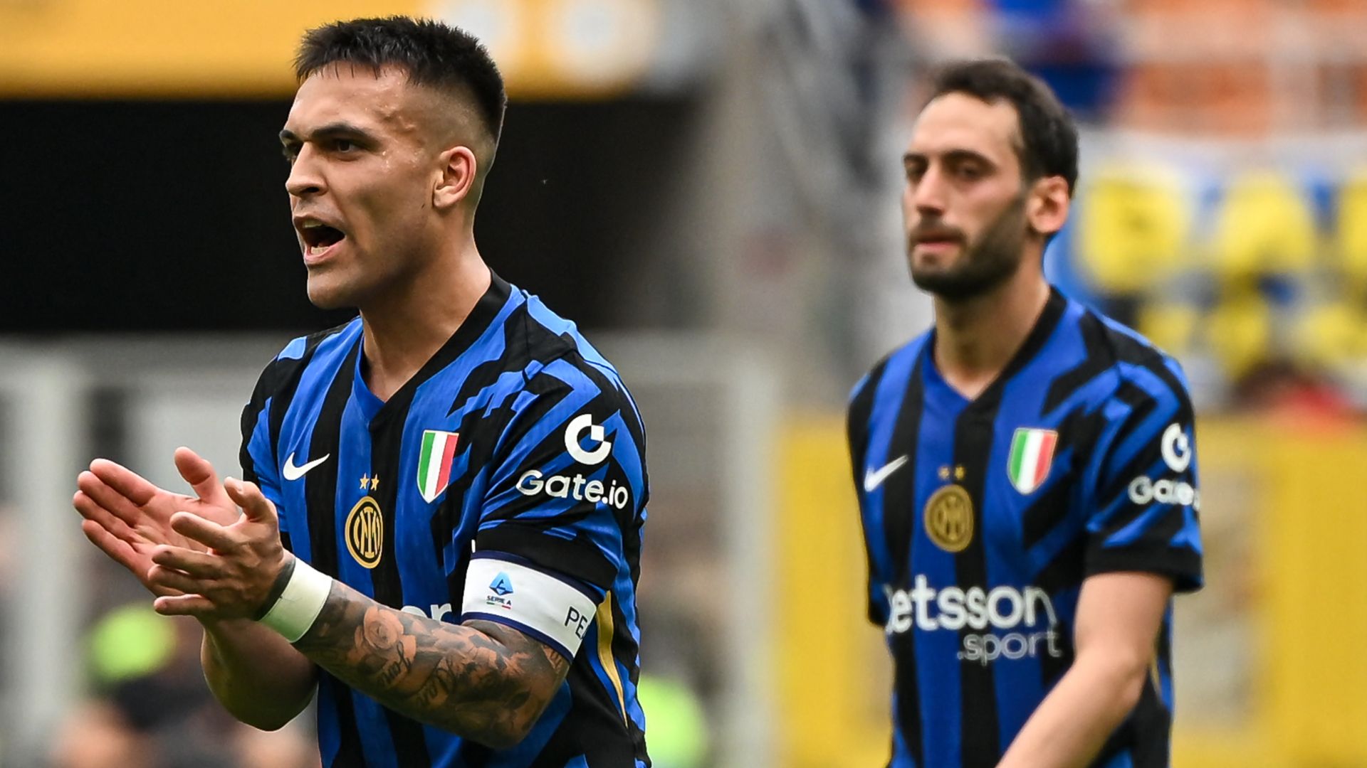 Lautaro Martinez and Hakan Calhanoglu clear the air over phone call after Inter captain blasts midfielder while Serie A giants drop asking price amid Galatasaray interest | Goal.com UK