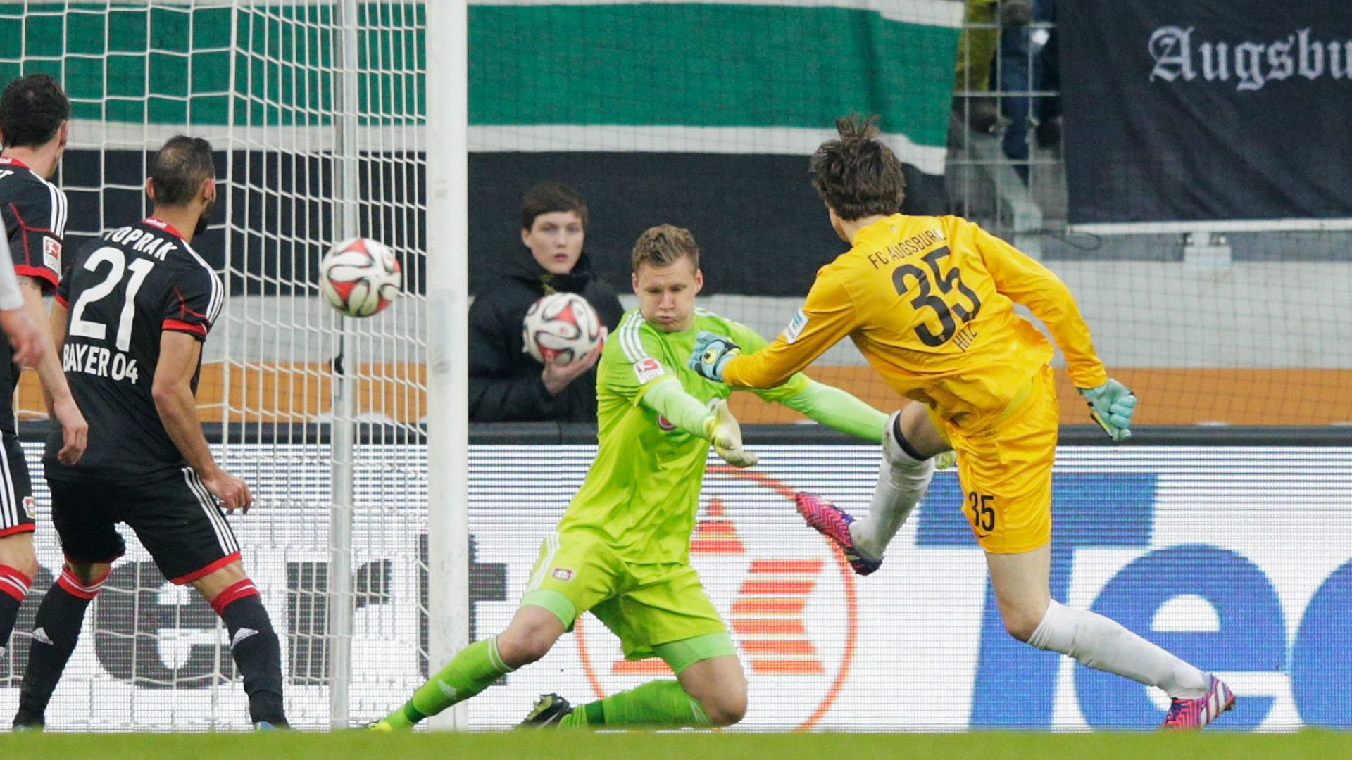 MARWIN HITZ AUGSBURG GERMAN BUNDESLIGA 02212015