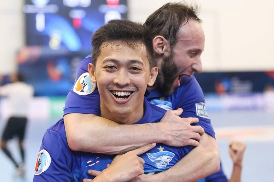 ชลบุรี บลูเวฟ