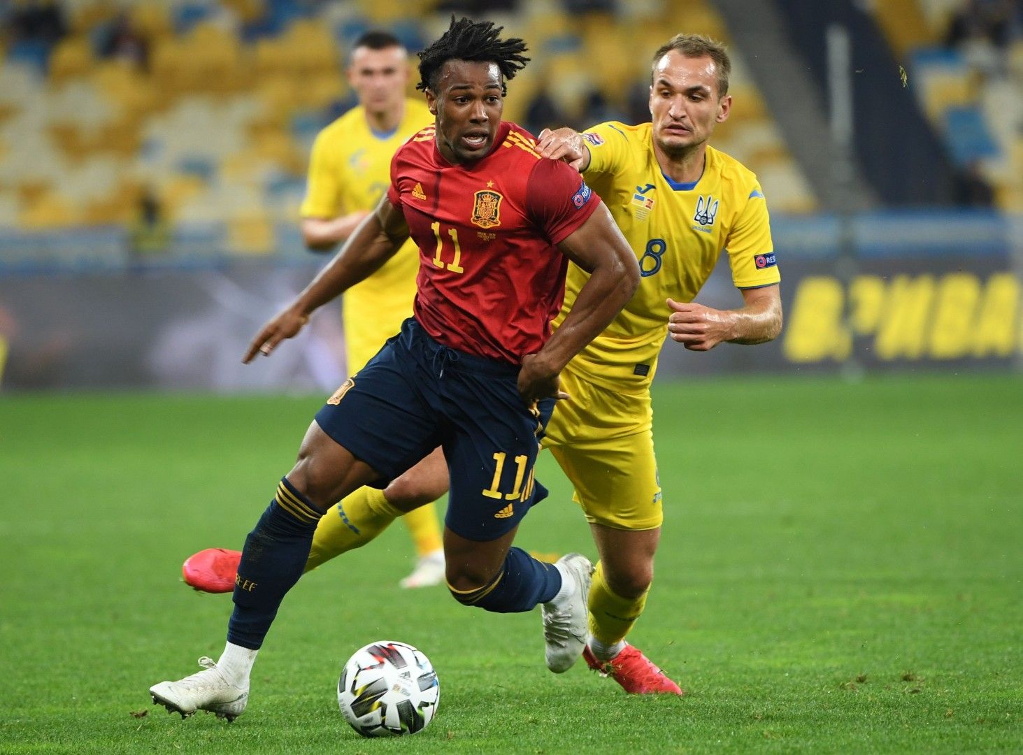 ADAMA TRAORÉ UCRANIA ESPAÑA 13102020