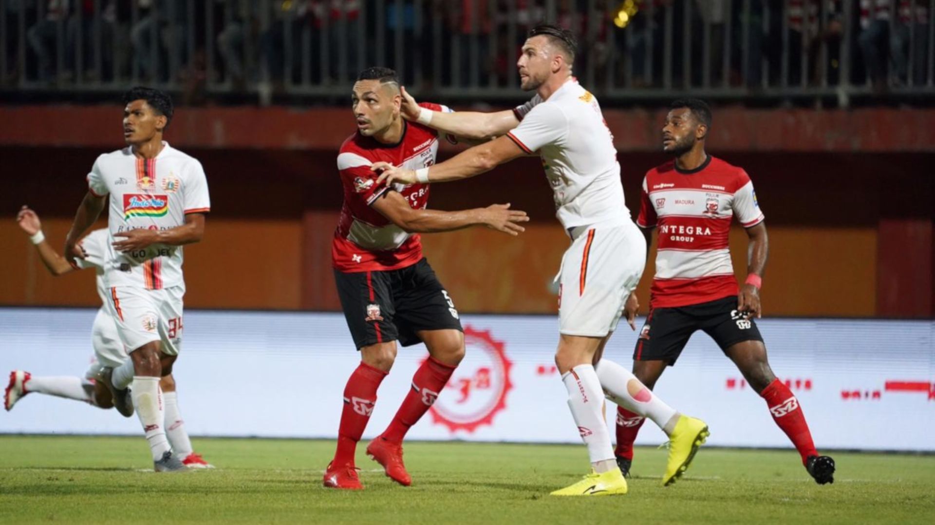 Marko Simic - Persija Jakarta & Jaimerson Xavier - Madura United