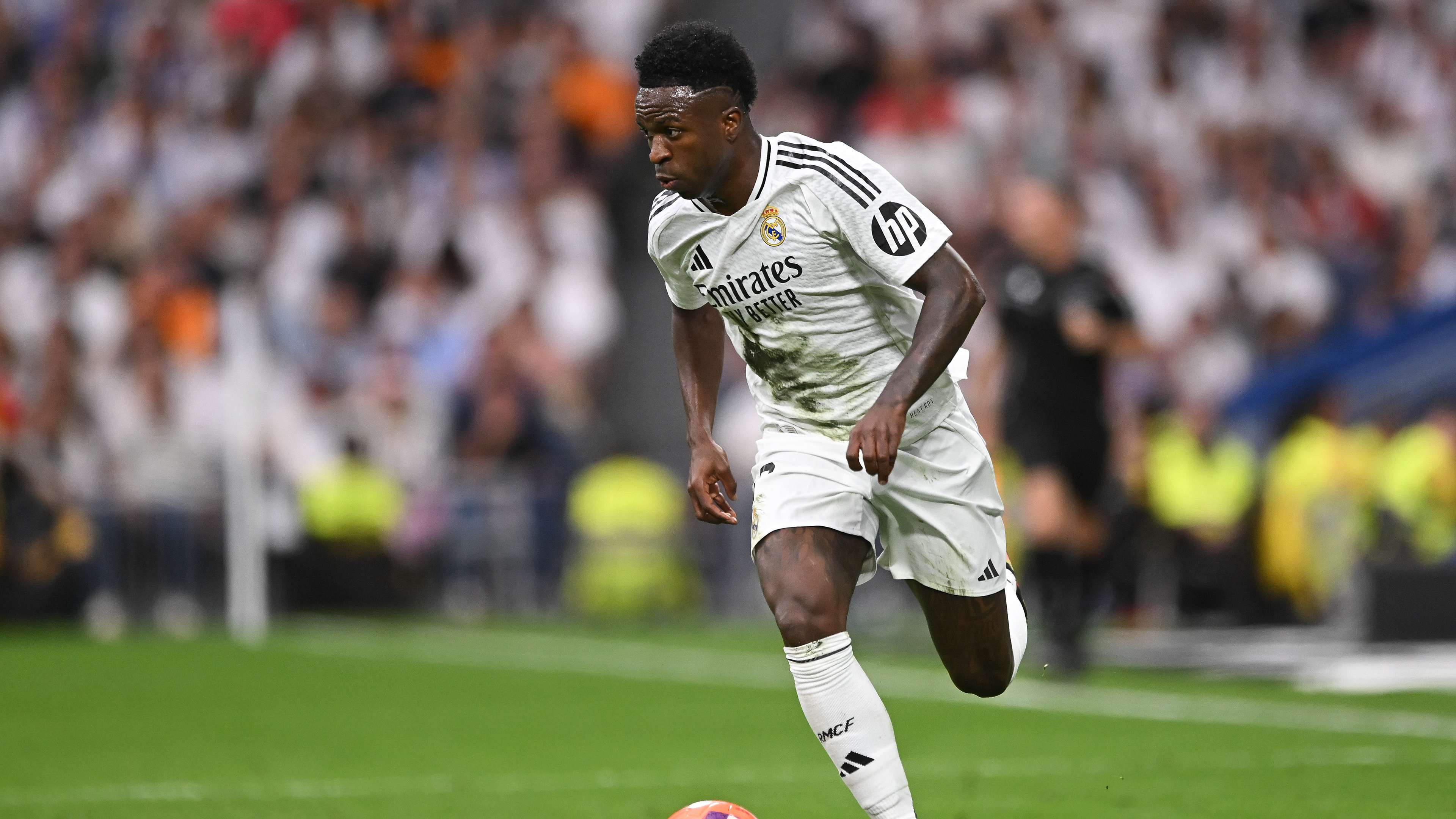 Real Madrid identify blockbuster replacement for Vinicius Jr as contract talks with Brazilian superstar continue to stall | Goal.com UK
