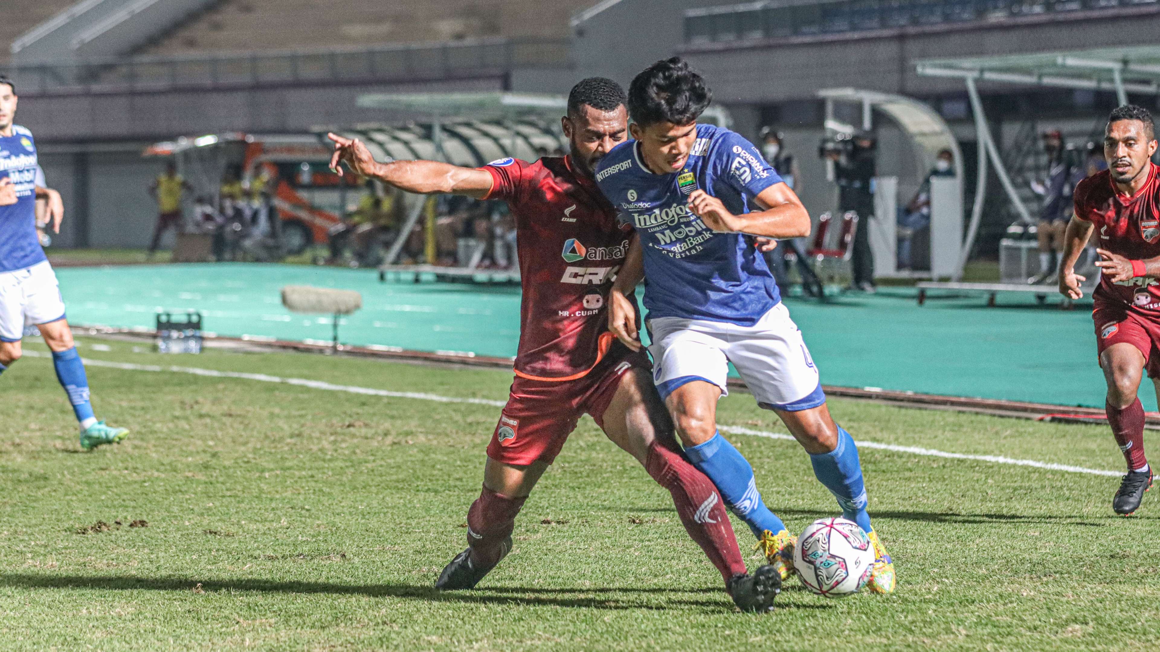 Persib vs Borneo FC