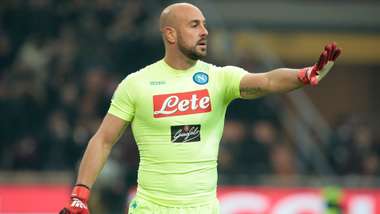 Pepe Reina Napoli Serie A 2016-17