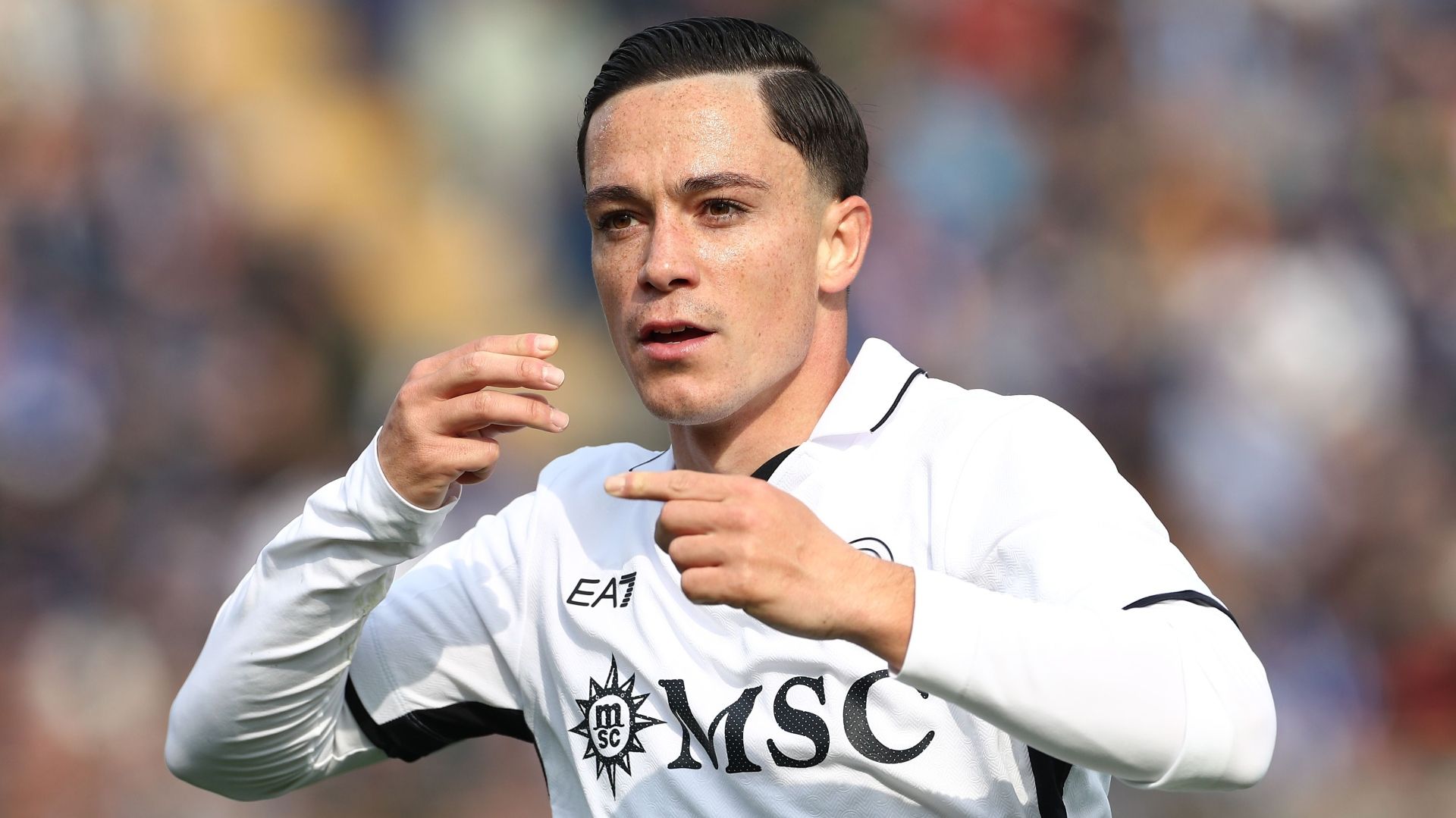 Giacomo Raspadori Napoli 2024-2025