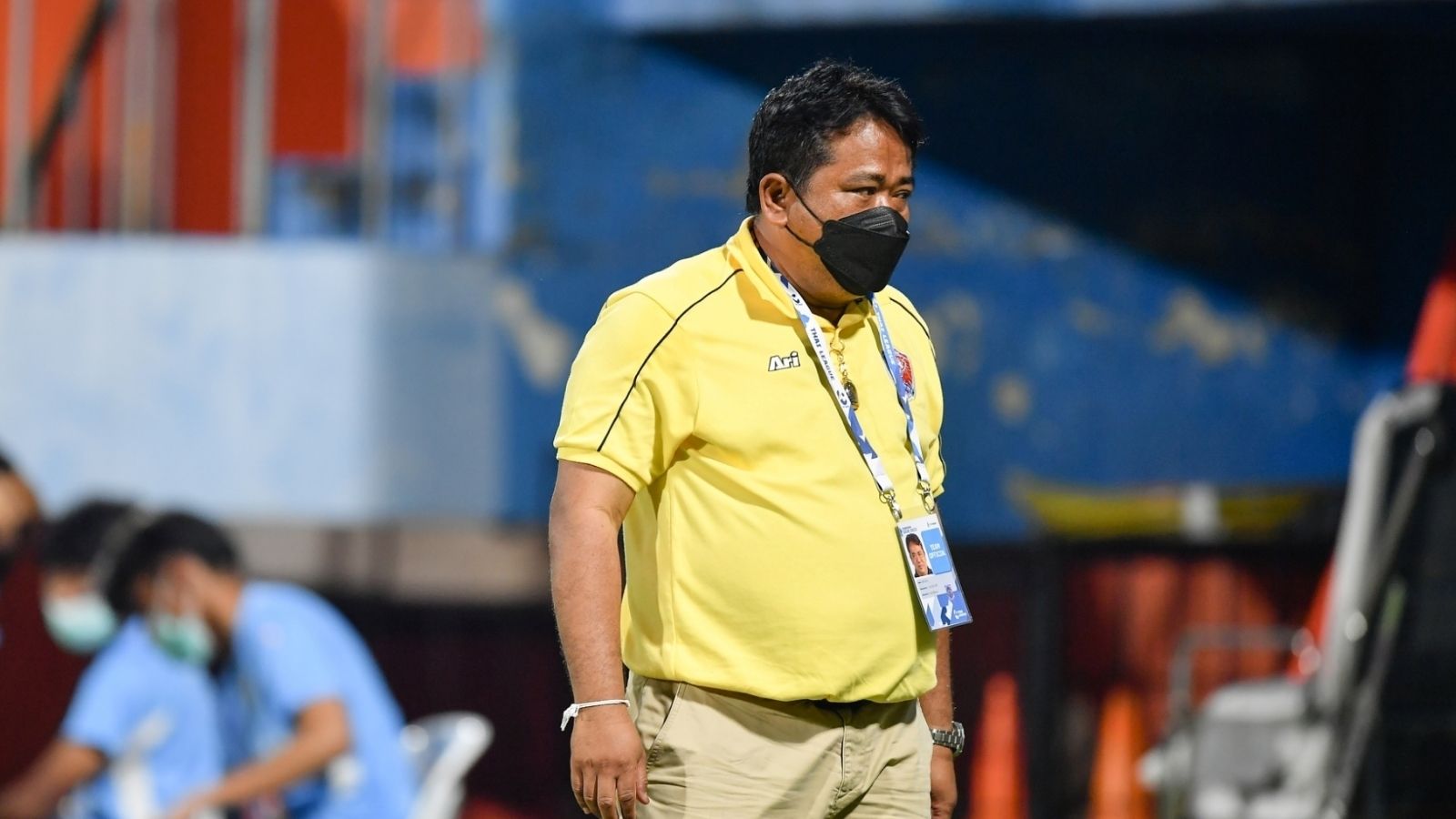 จเด็จ มีลาภ