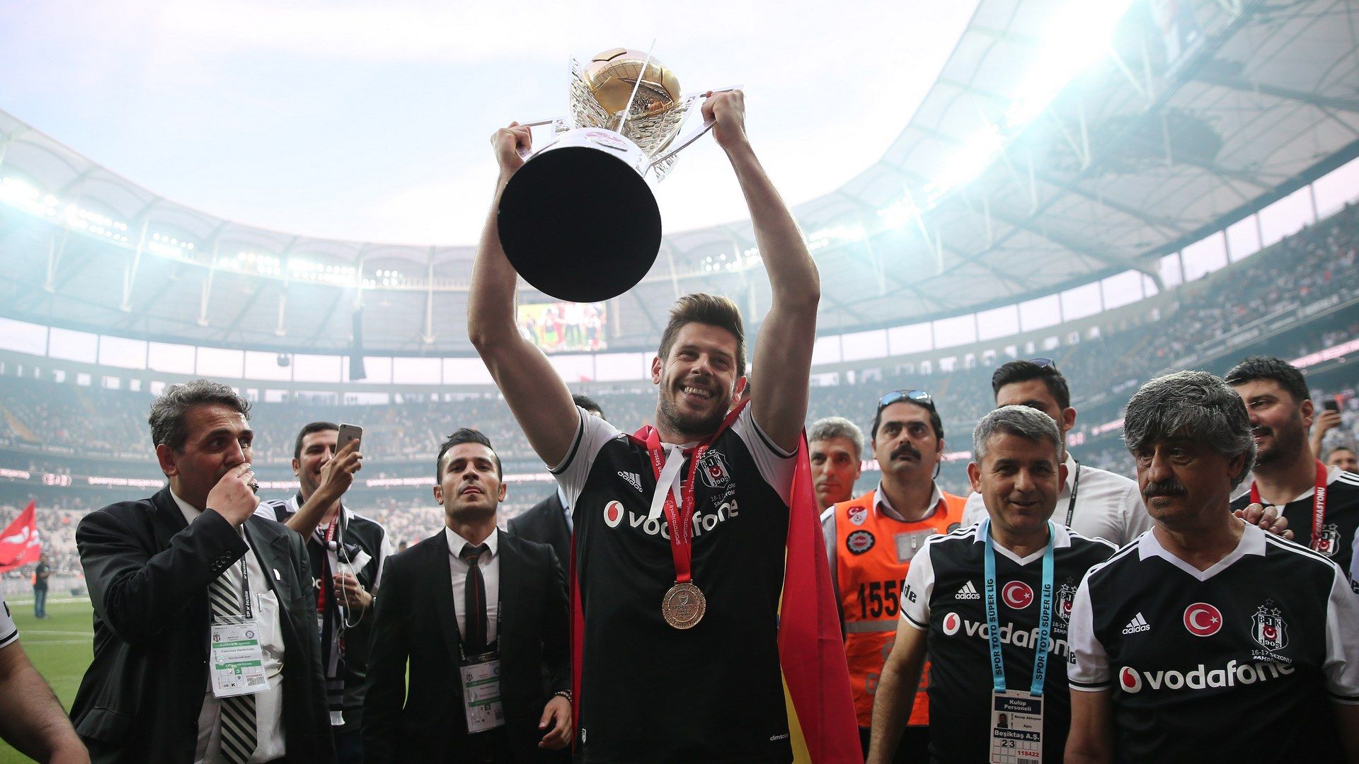 Fabri Besiktas champions celebration