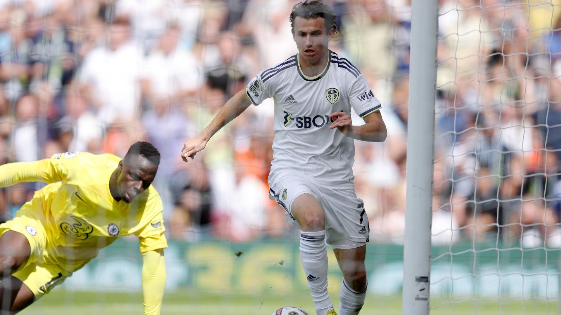 Mendy Aaronson Leeds Chelsea