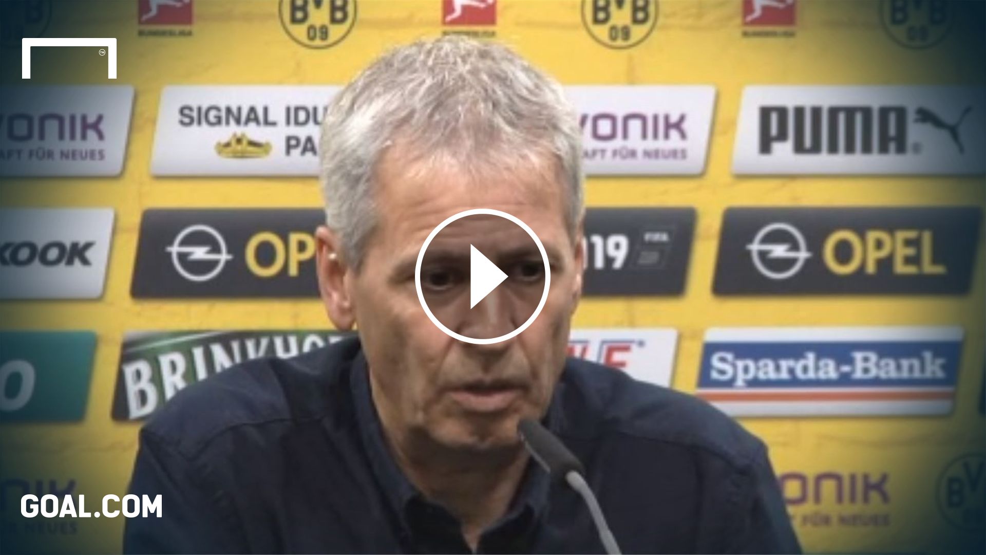 GFX Lucien Favre Borussia Dortmund