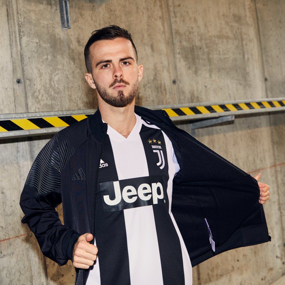 Juventus Heimtrikot 2018 19