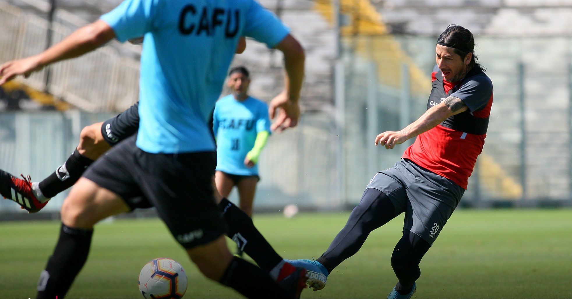 151119 Colo Colo Santiago Morning Jaime Valdés