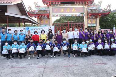 นวลพรรณ ล่ำซำ