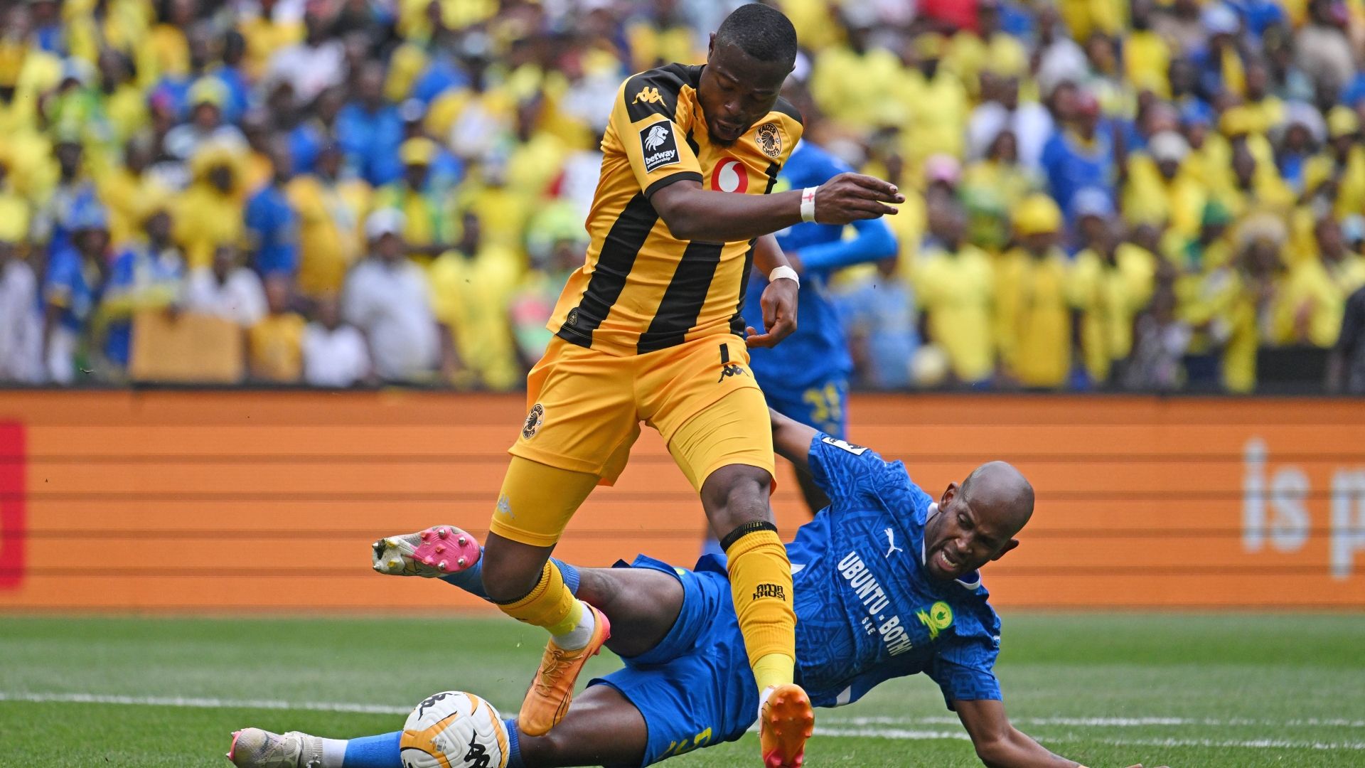 Nasreddine Nabi comes hard on misfiring Ranga Chivaviro - 'To play for a team like Kaizer Chiefs, you need to have a big mental, you need to have mindset' | Goal.com South