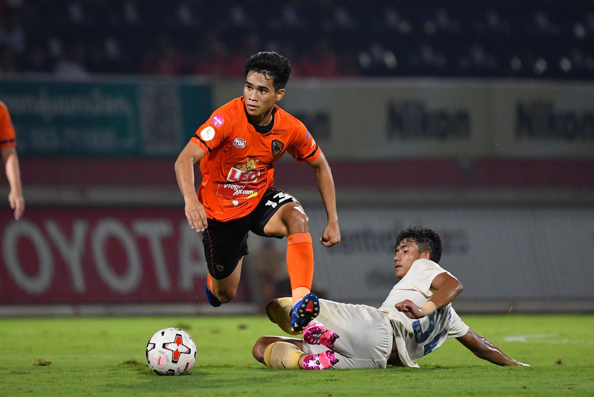 โชติภัทร พุ่มแก้ว