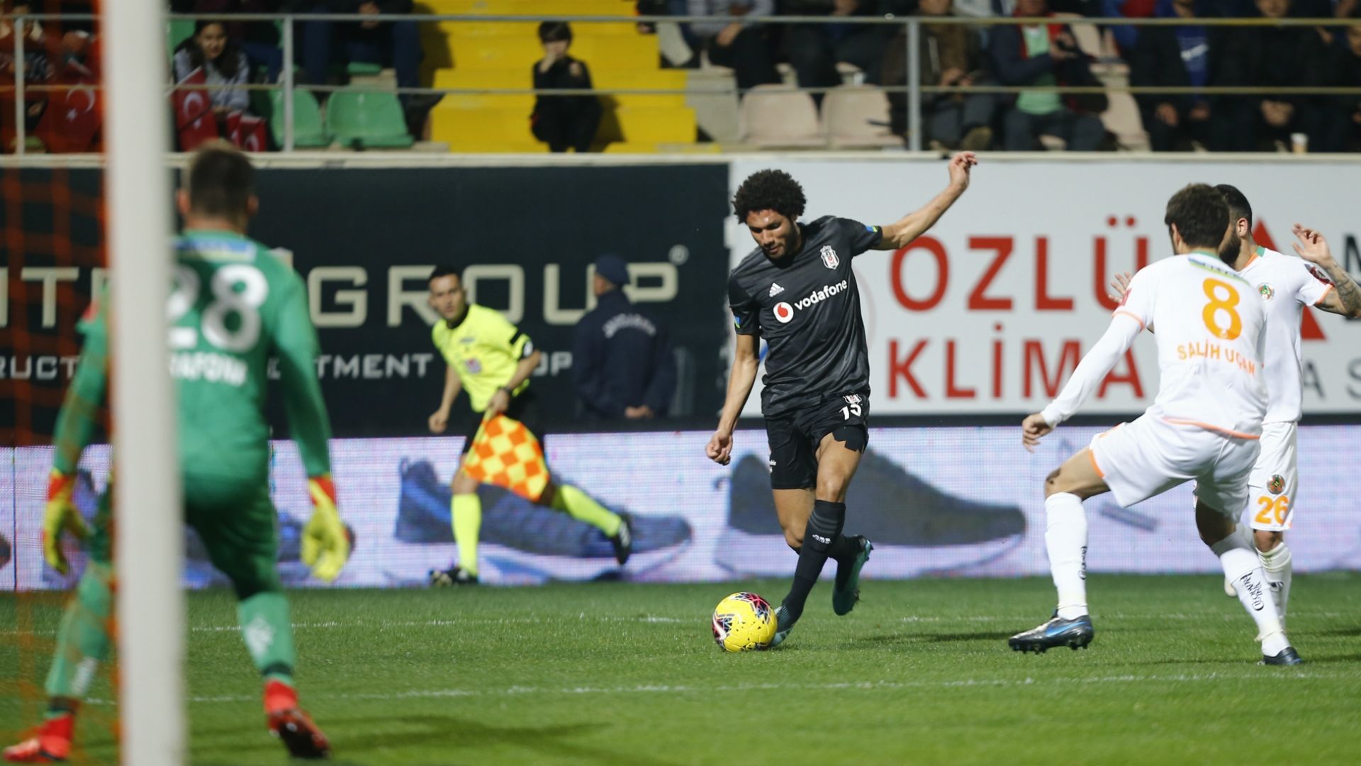 Elneny Salih Ucan Marafona Alanyaspor Besiktas 02282020