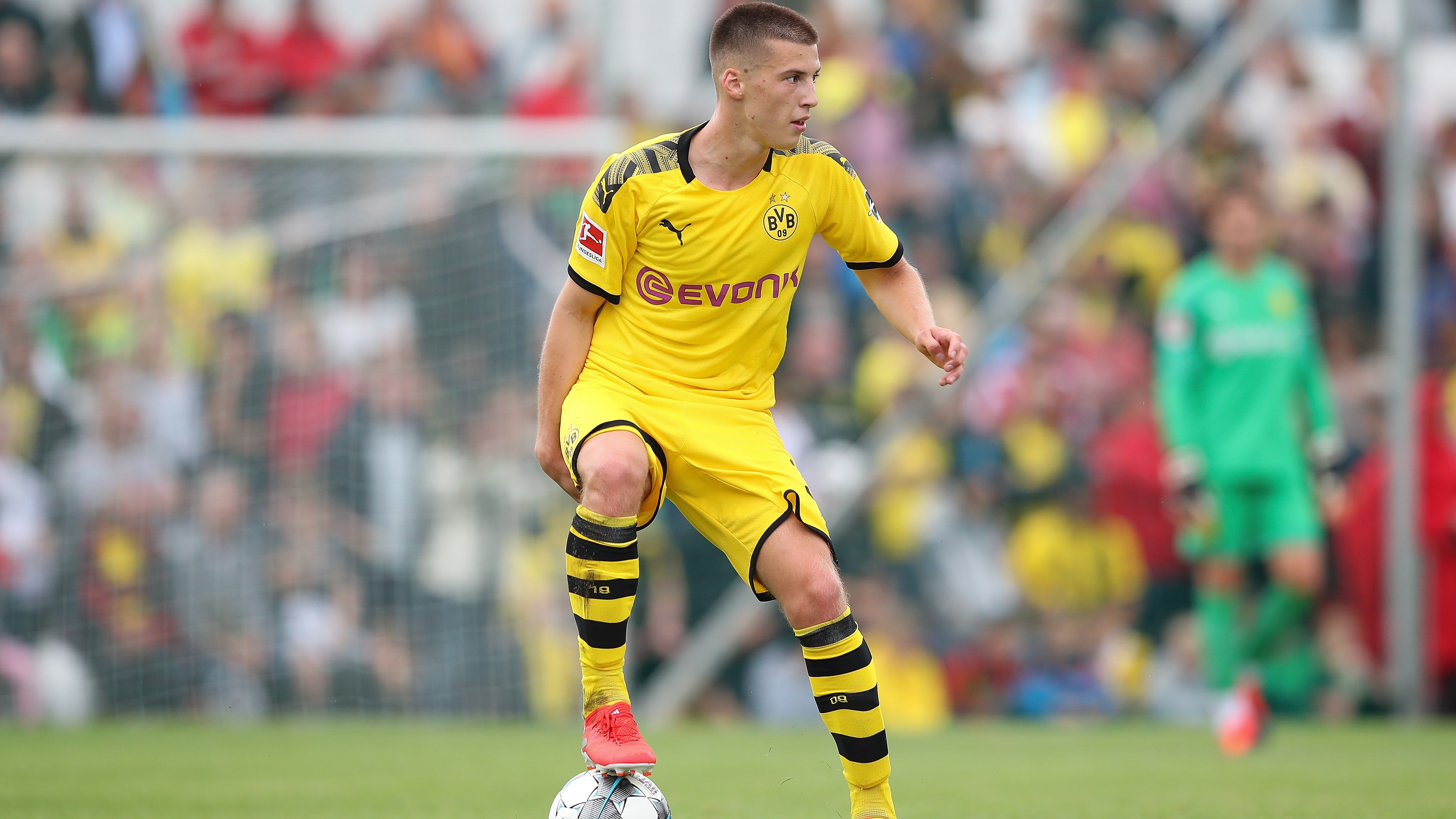 tobias raschl borussia dortmund bvb