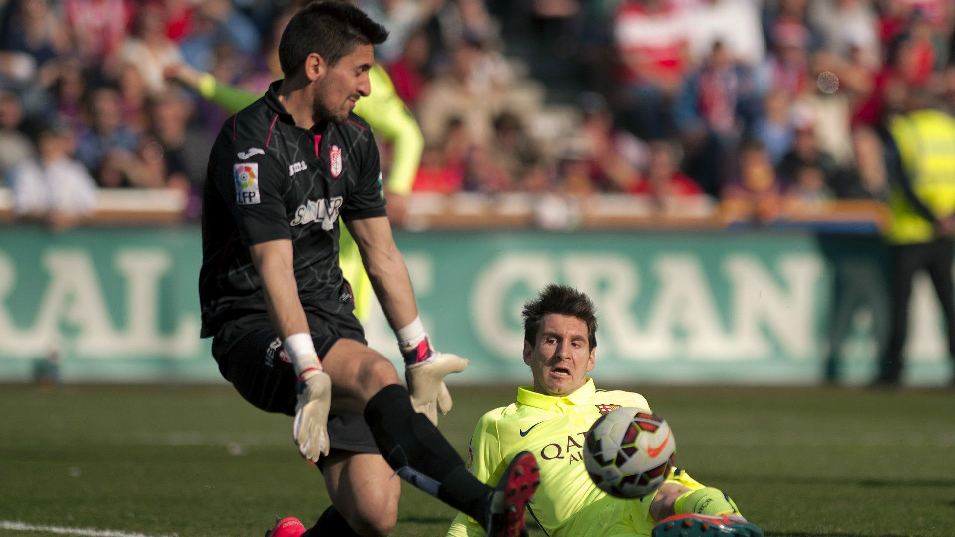 Oier Lionel Messi Granada Barcelona La Liga