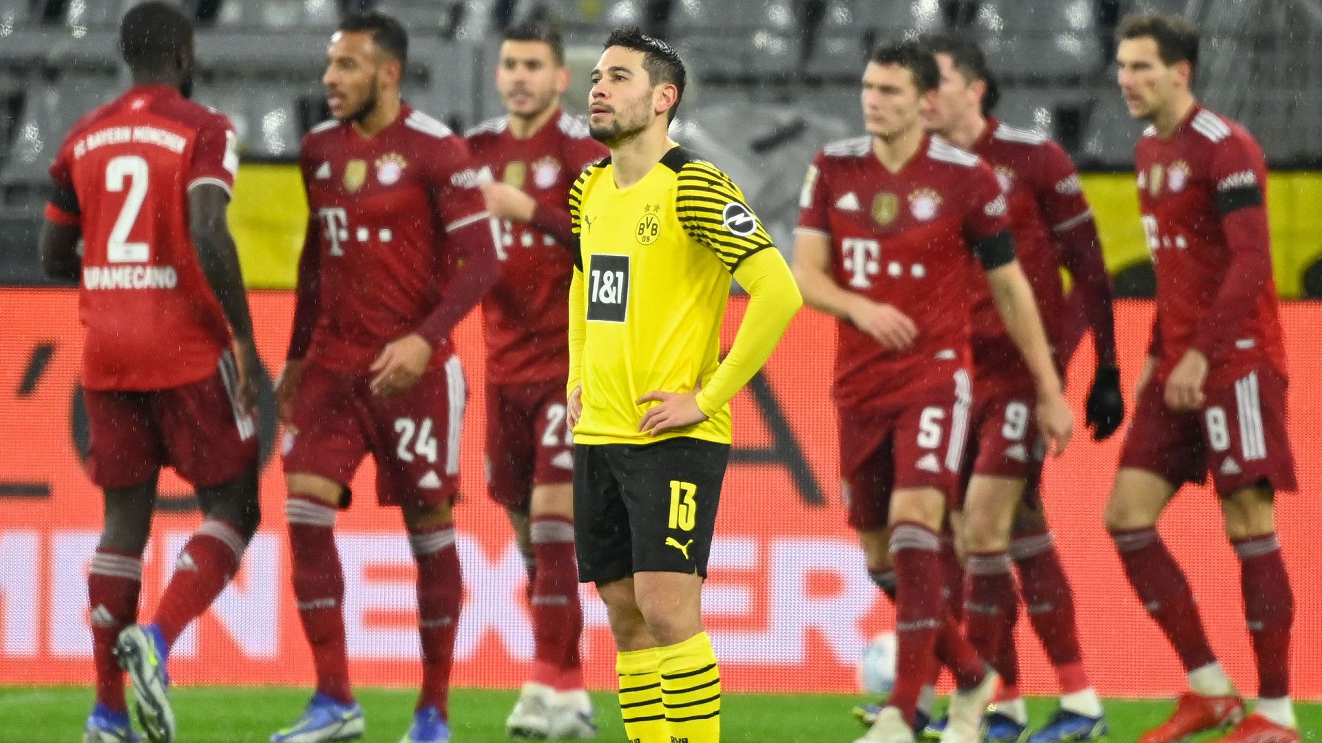 RAPHAEL GUERREIRO BORUSSIA DORTMUND BUNDESLIGA 04122021