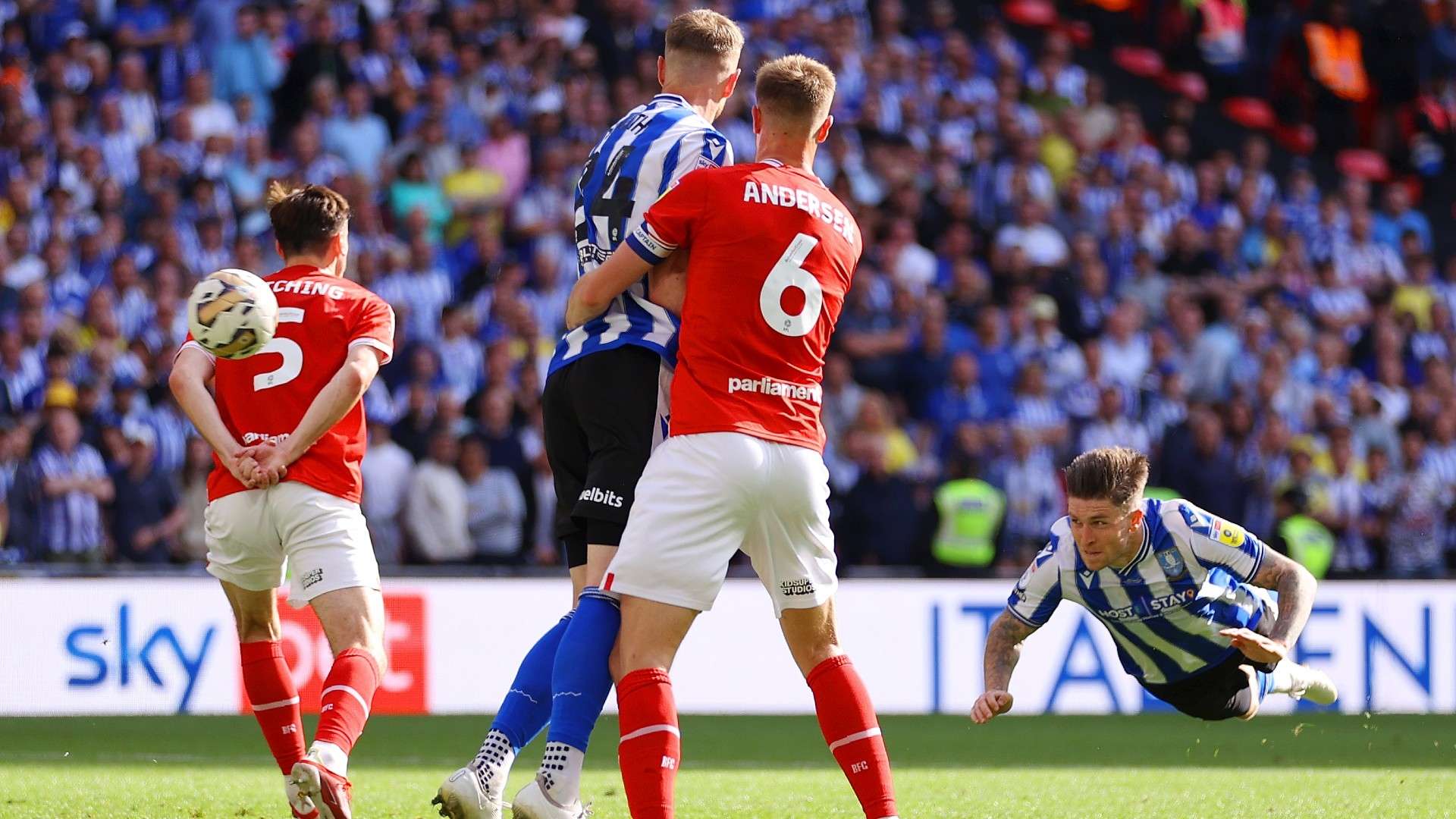 Josh Windass header Sheffield Wednesday 2022-23