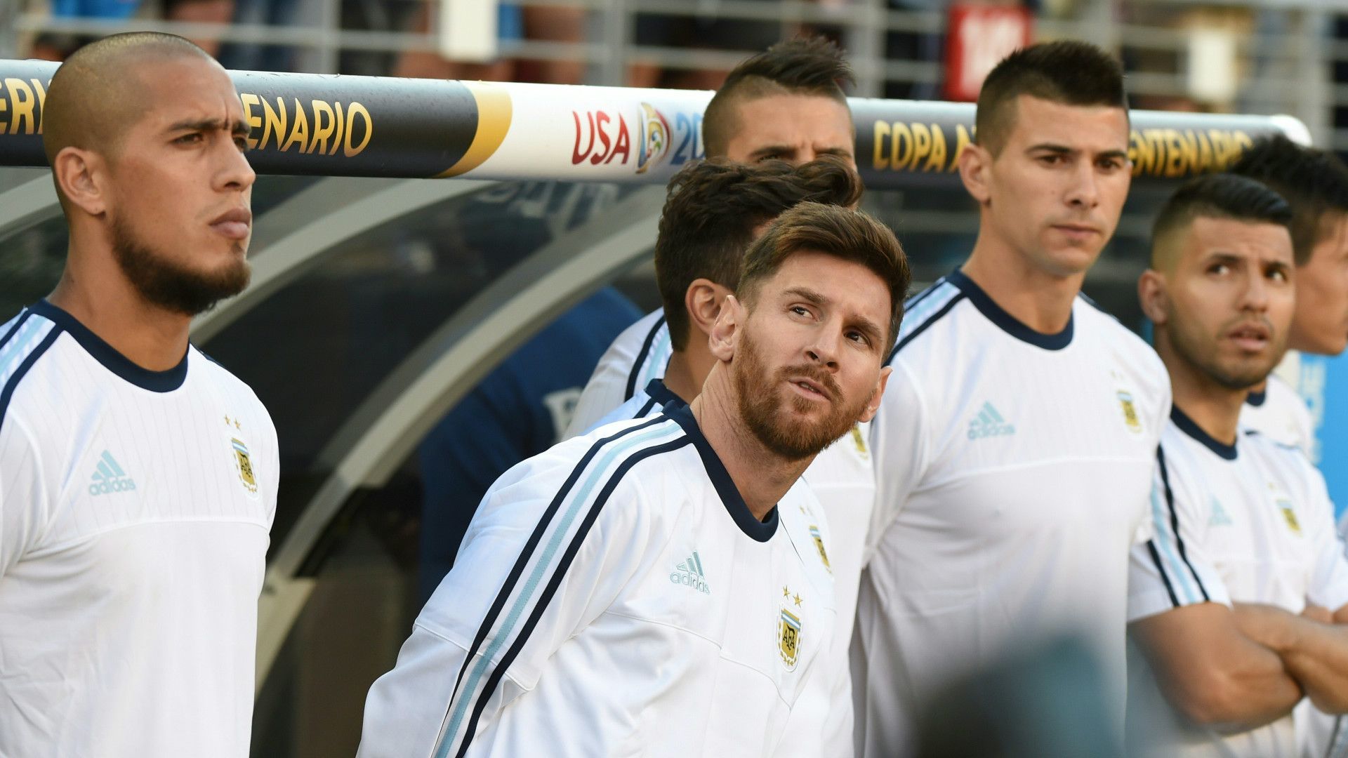 Jonatan Maidana Lionel Messi Victor Cuesta Sergio Aguero Argentina Chile Group D Copa America Centenario 06062016