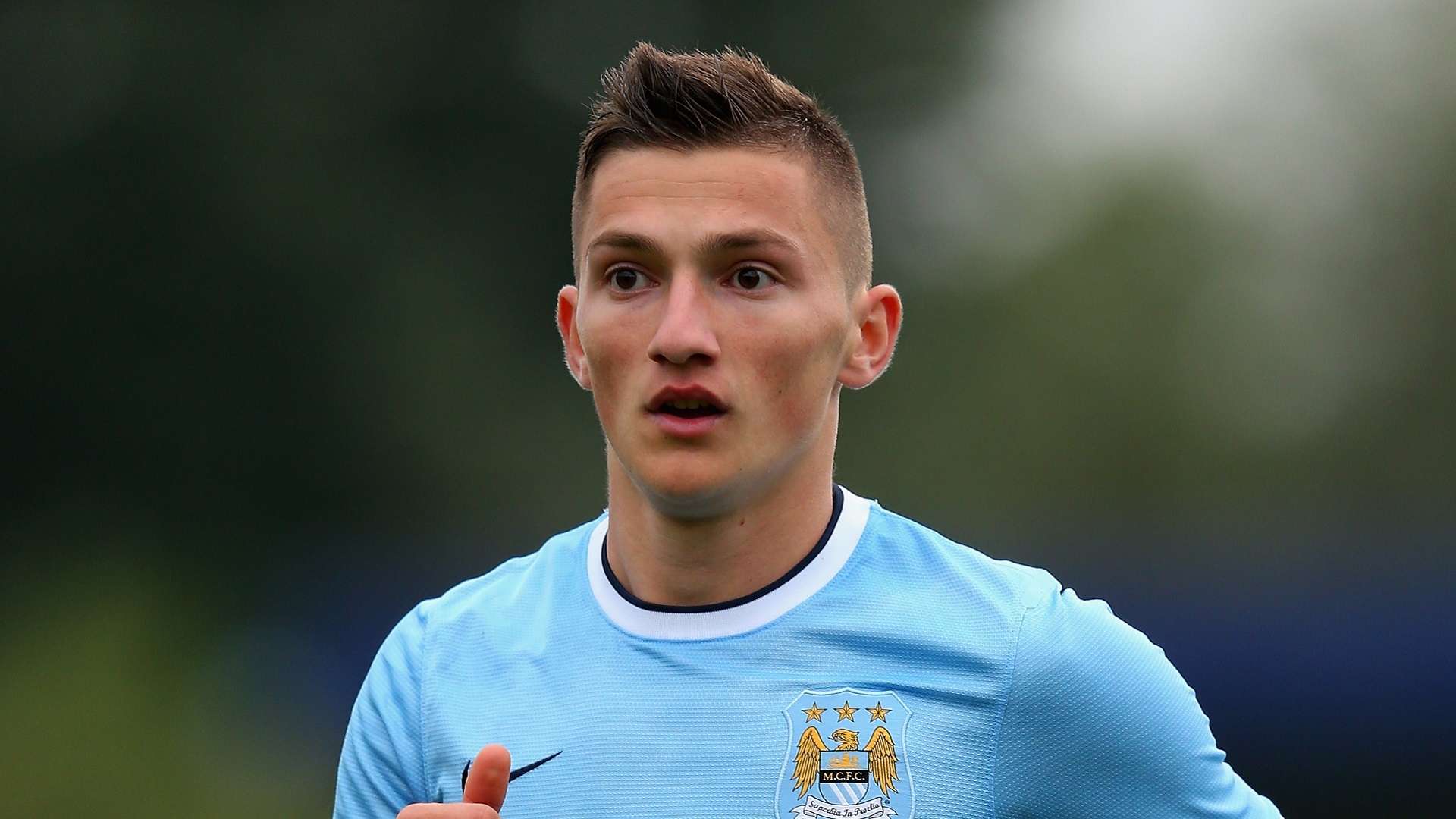 2017-11-25 2013 Sinan Bytyqi Manchester city