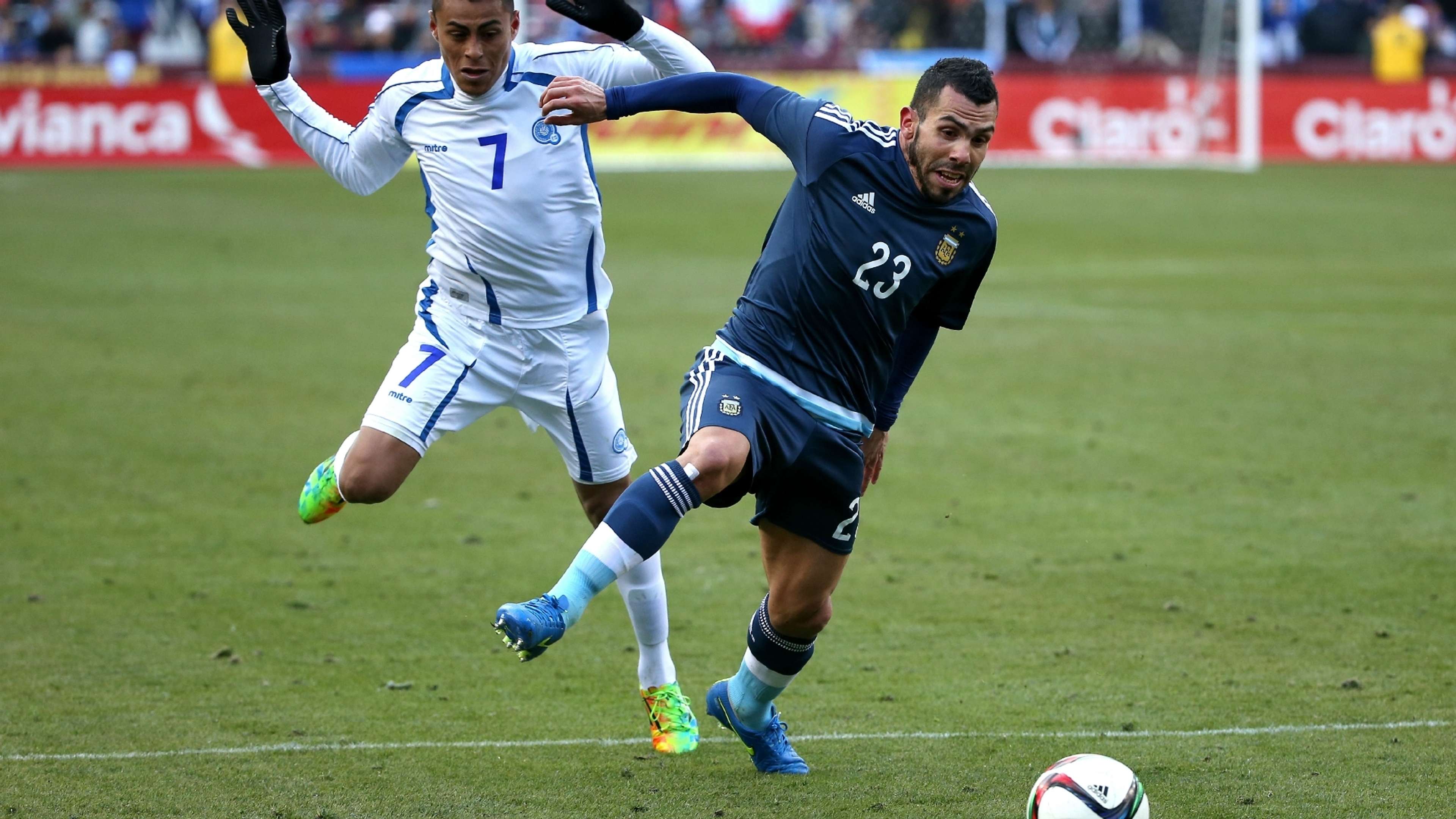 Carlos Tevez Argentina El Salvador Copa America 2015